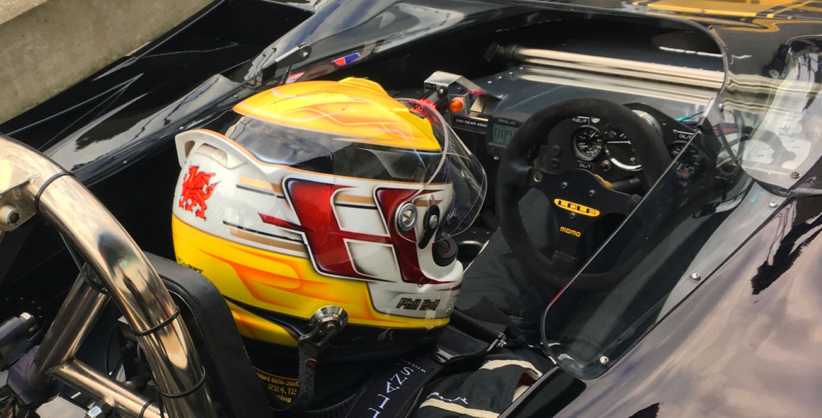 Helmet Design for Phil Hall by Spindrift