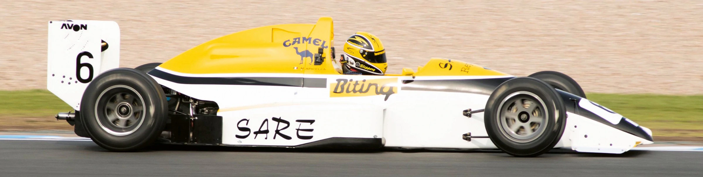 Lee Cunningham in an F3000
